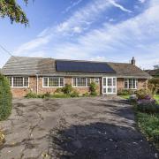 Bungalow with large plot in Kimbolton